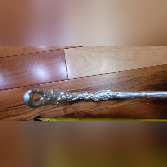 Authur Court Grape Ladel - Picture 3 of 4